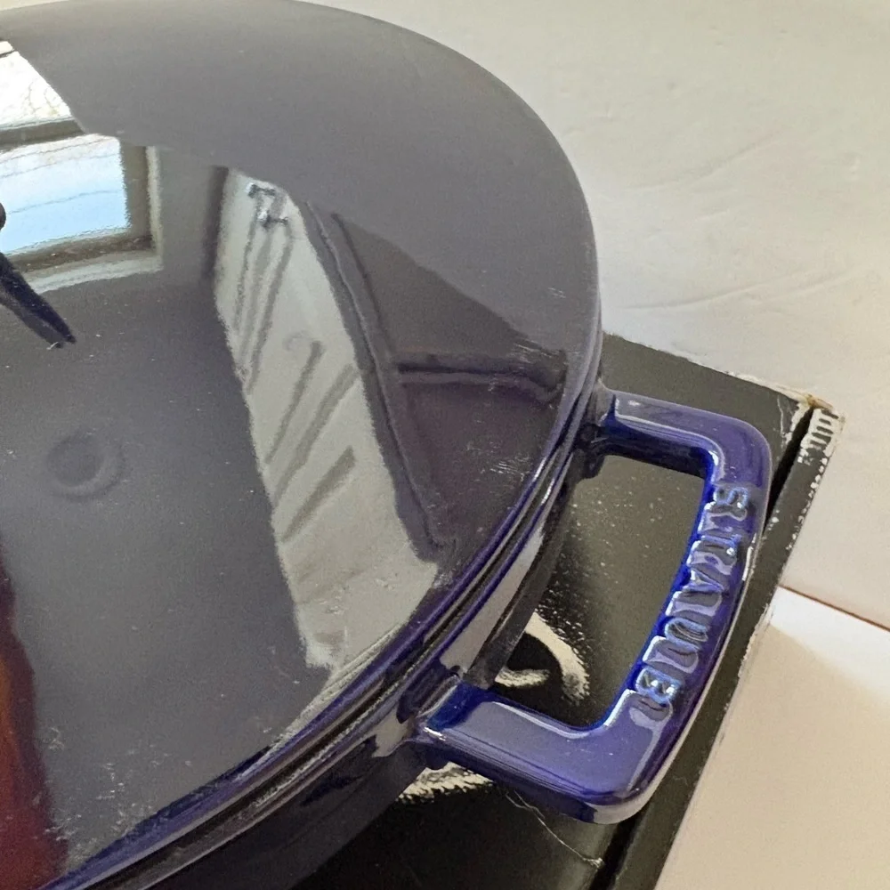 Staub nwt qt